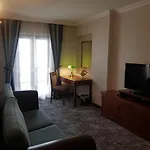 Hotel Midas 4*