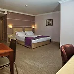 Midas 4*