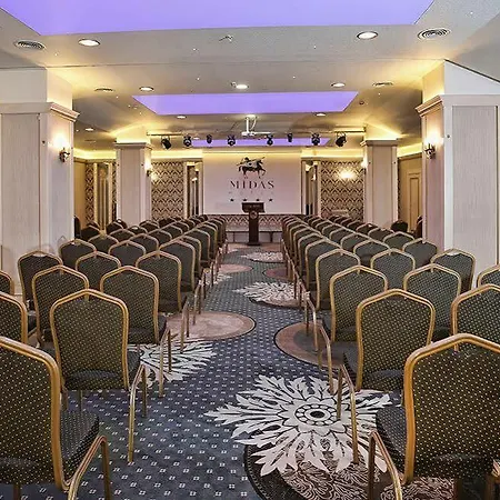 Отель Midas 4*