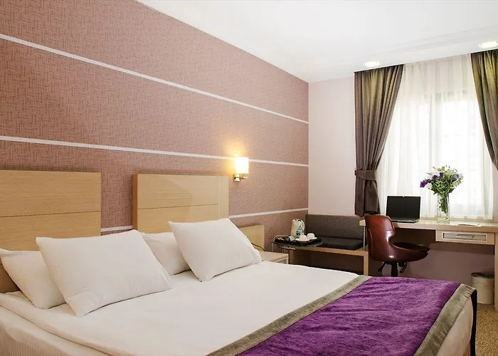 Hotel Midas 4*