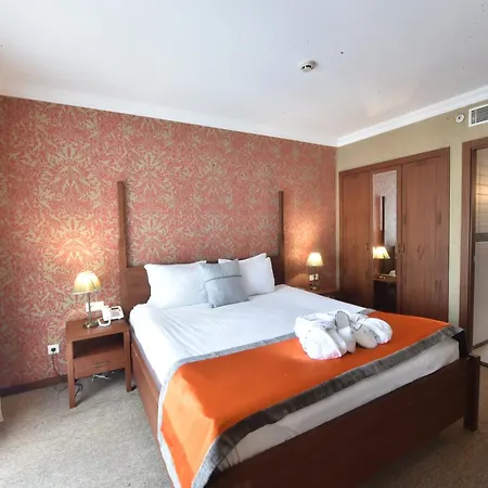 Hotel Midas