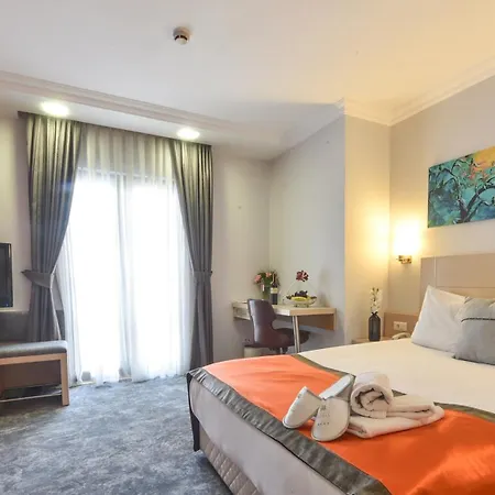 Midas Hotel 4*