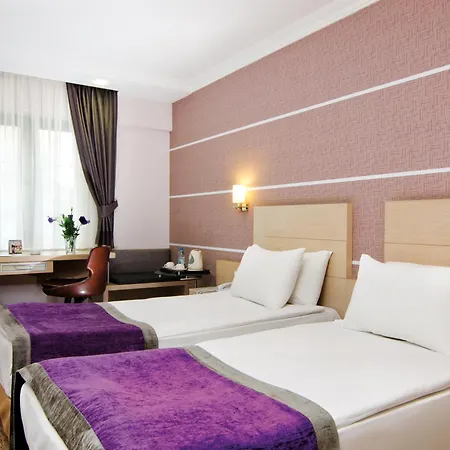 Midas Hotel 4*